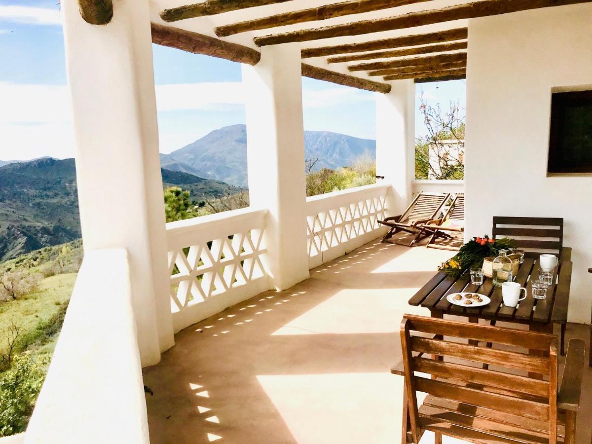 La Oveja Verde De La Alpujarra Acomodação com café da manhã Pitres Exterior foto